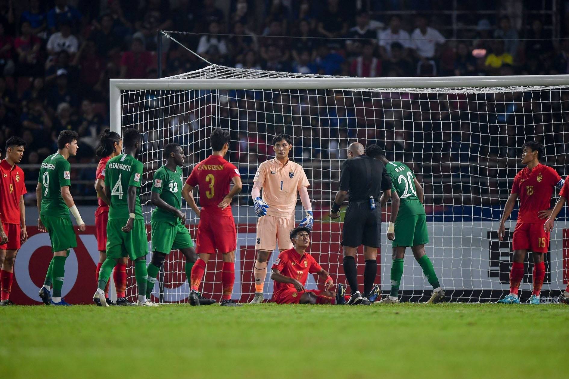 เอเอฟซี สั่งปรับเงิน ทีมชาติไทย หลังแฟนบอลตะโกนด่าในเกม U23 ประเทศไทย  