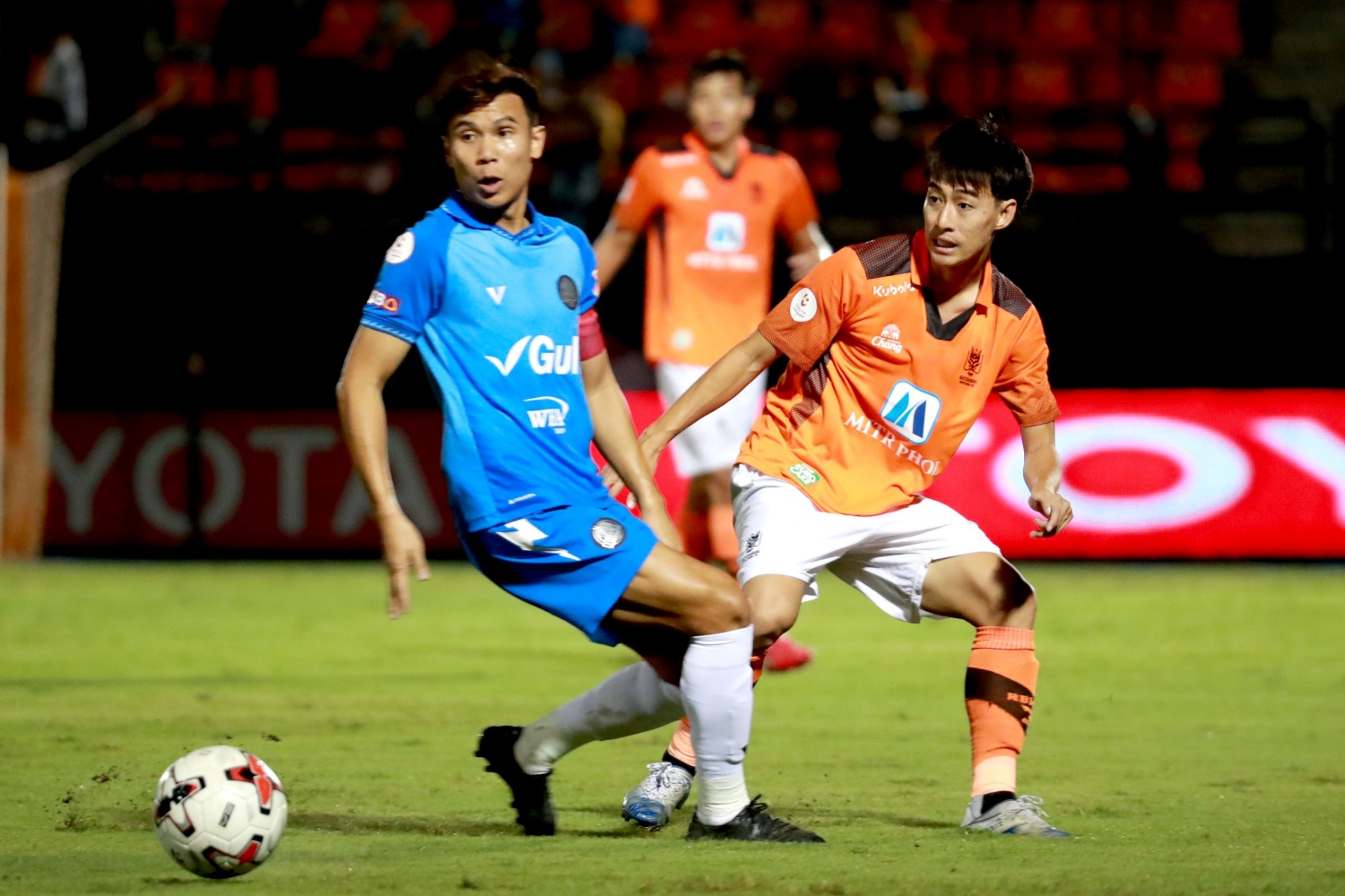 ราชบุรี อัด ระยอง 3-0 กระโดดขึ้นที่ 2 ประเทศไทย  