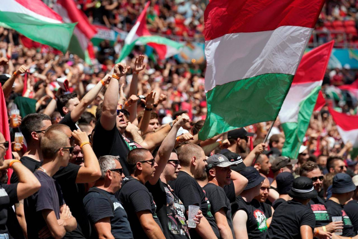UEFA ส่อลงโทษ ‘ฮังการี’ ห้ามแฟนบอลเข้าสนาม 2 เกม เหตุรณรงค์ต้าน LGBTQ+ ยูโร 2020  